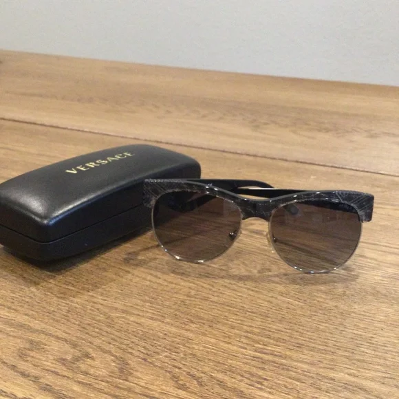 Versace Sunglasses Black w/ Shimmery Silver Patterns - Picture 3 of 10